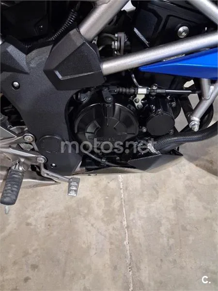 Kawasaki Z125 – Vista 17