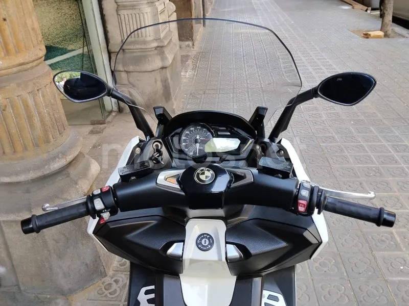 BMW C 650 – Vista 11