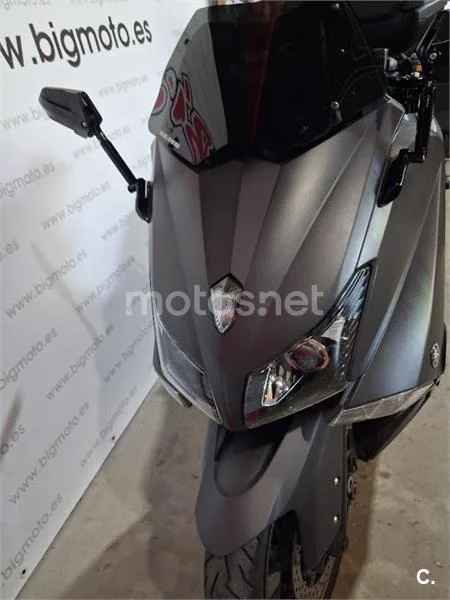 Yamaha TMAX 530 – Vista 14