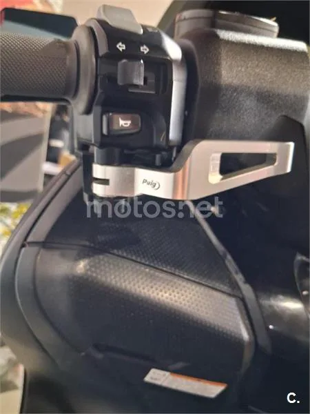Yamaha TMAX 530 – Vista 19