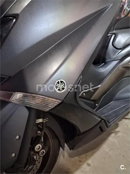 Yamaha TMAX 530 – Vista 8