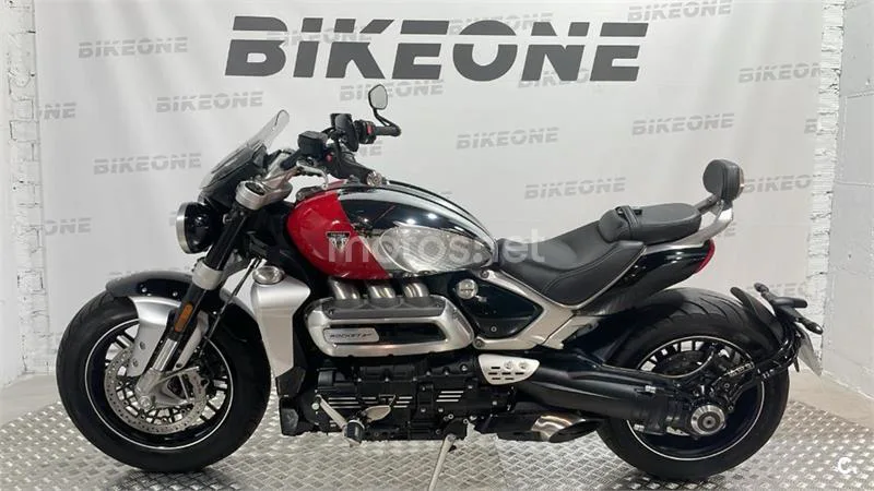 Triumph Rocket 3 – Vista 4