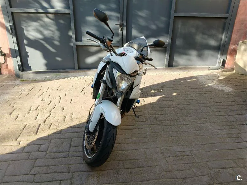Honda CB 1000R – Vista 3
