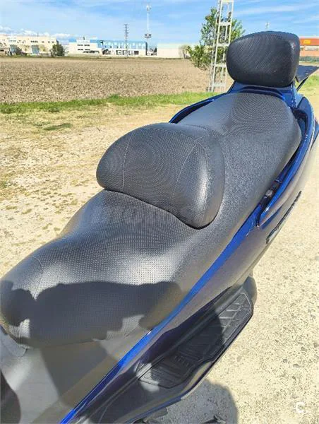 Suzuki Burgman 250 - Vista 4