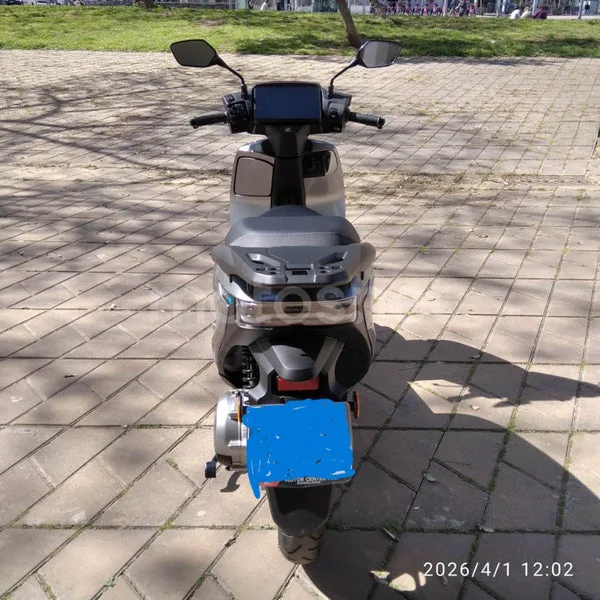 Honda CUV e: - Vista 4