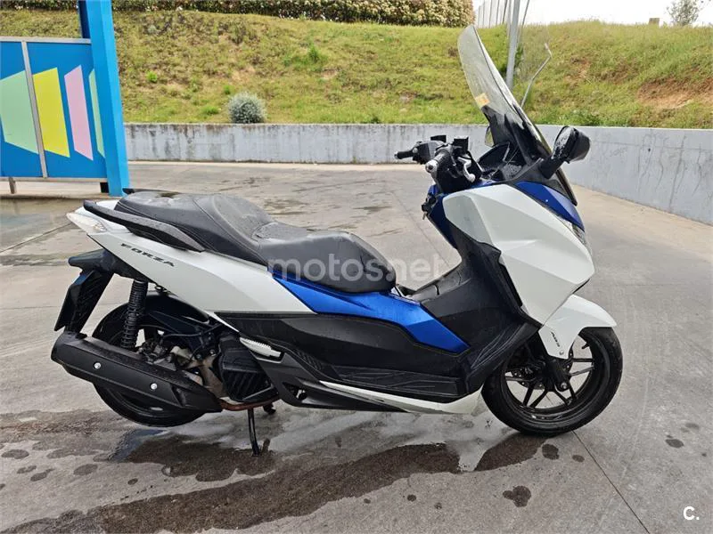 Honda Forza 125 – Vista 3