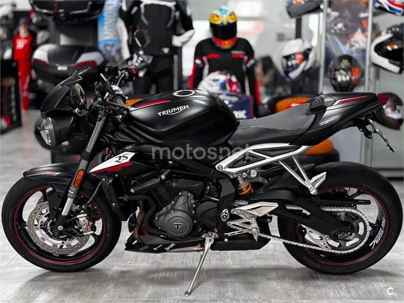 Triumph Speed Triple – Vista 5