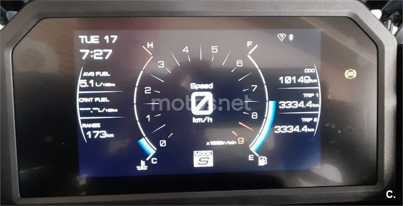 Yamaha TMAX – Vista 3