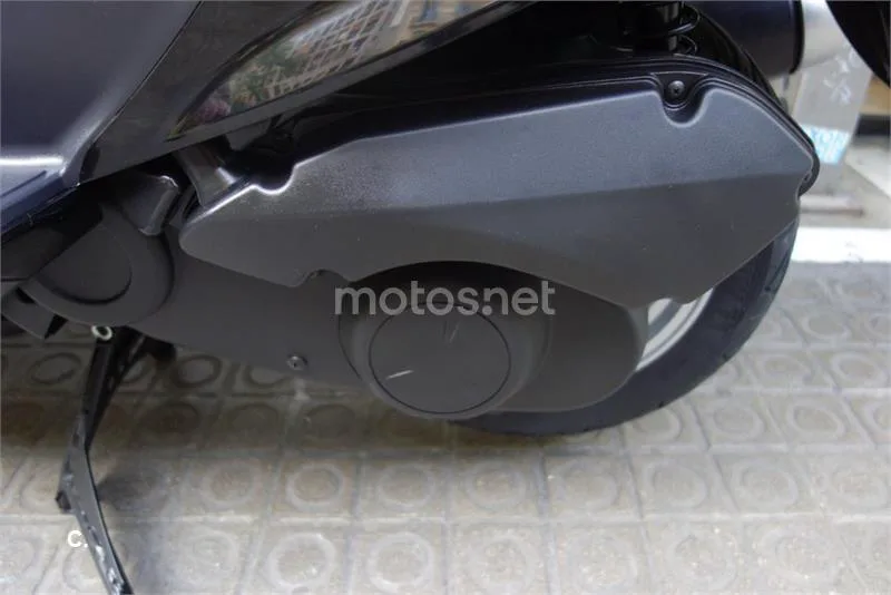Suzuki Burgman 200 – Vista 20