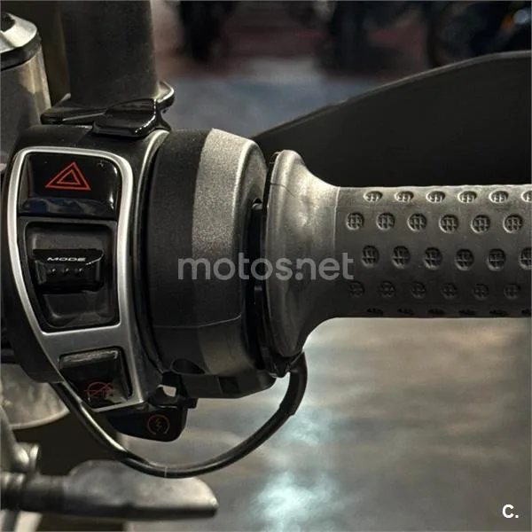 Moto Guzzi V85 TT – Vista 17