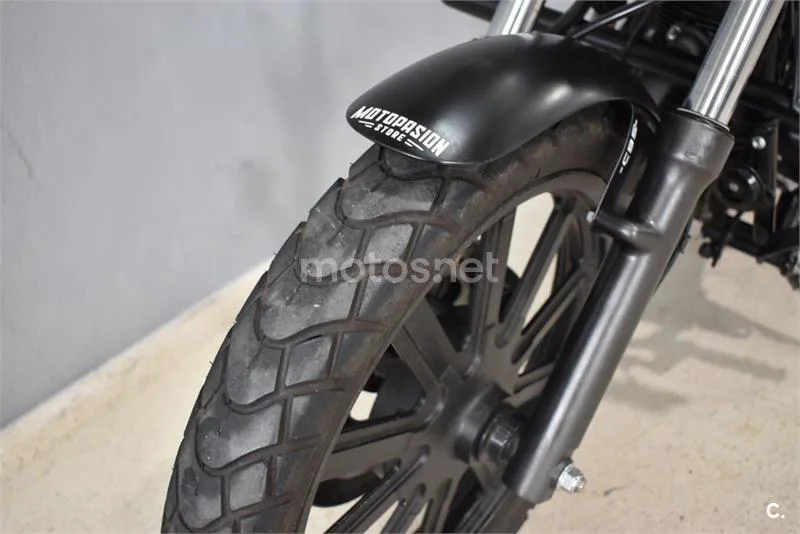 Keeway K-Light 125 – Vista 7