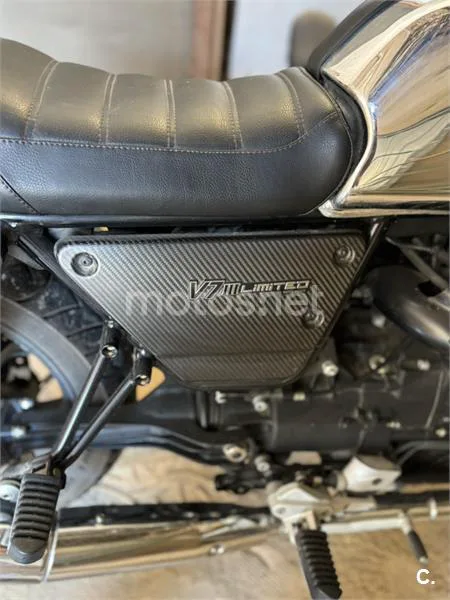 Moto Guzzi V7 III – Vista 6