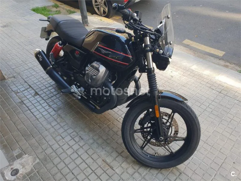 Moto Guzzi V7 – Vista 7