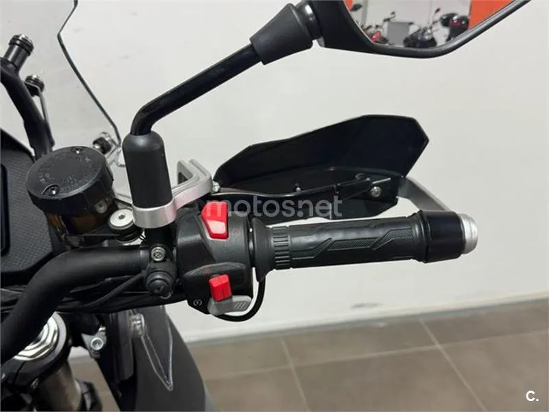 QJ Motor SRT 700 X – Vista 14