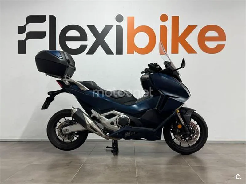 Honda Forza 750 – Vista 3