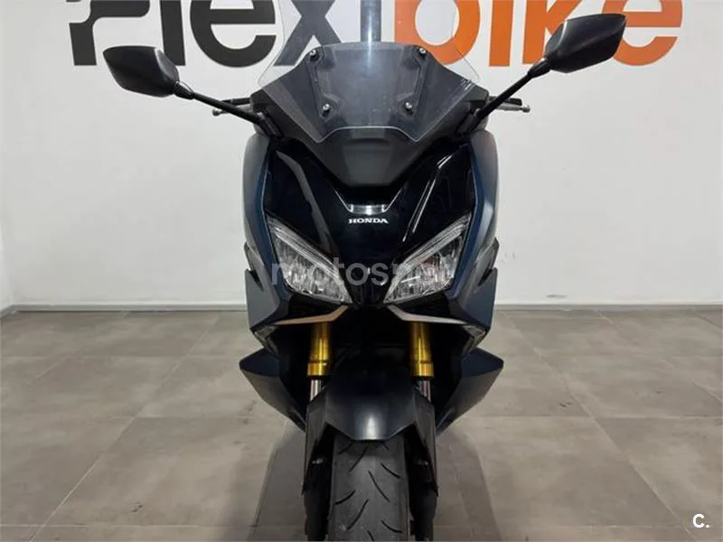 Honda Forza 750 – Vista 9