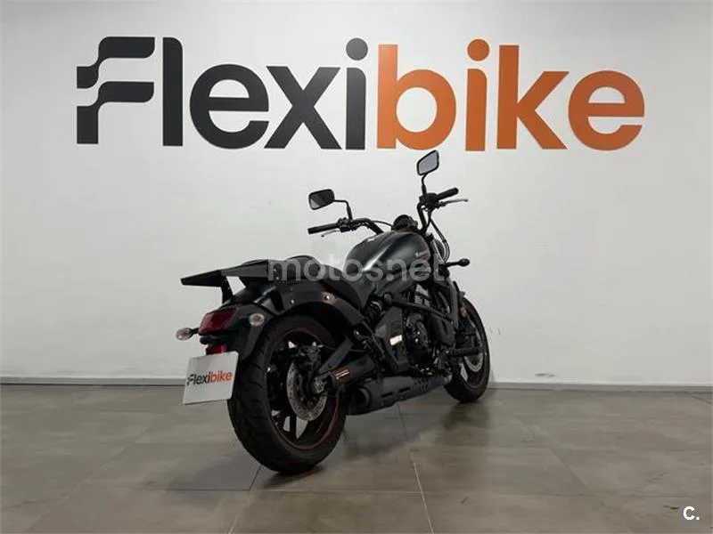 Kawasaki Vulcan S – Vista 4