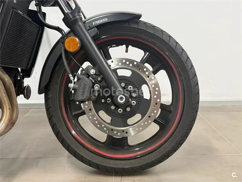 Kawasaki Vulcan S – Vista 10