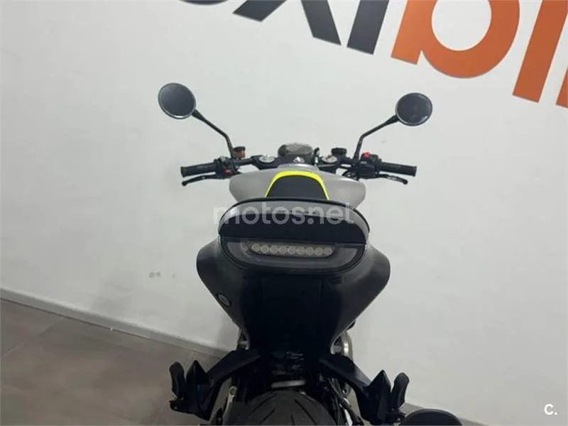 Husqvarna Vitpilen – Vista 6