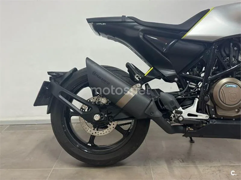 Husqvarna Vitpilen – Vista 7