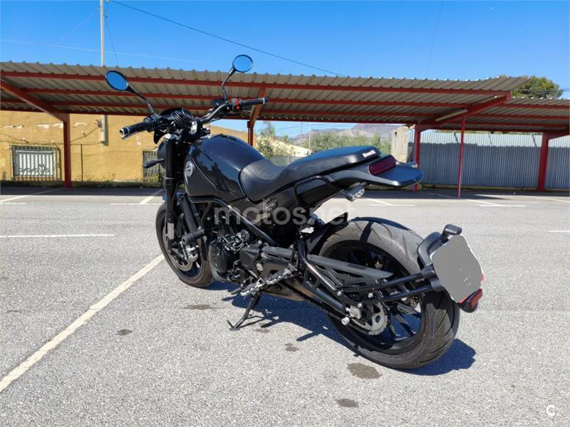 Benelli Leoncino 500 – Vista 3