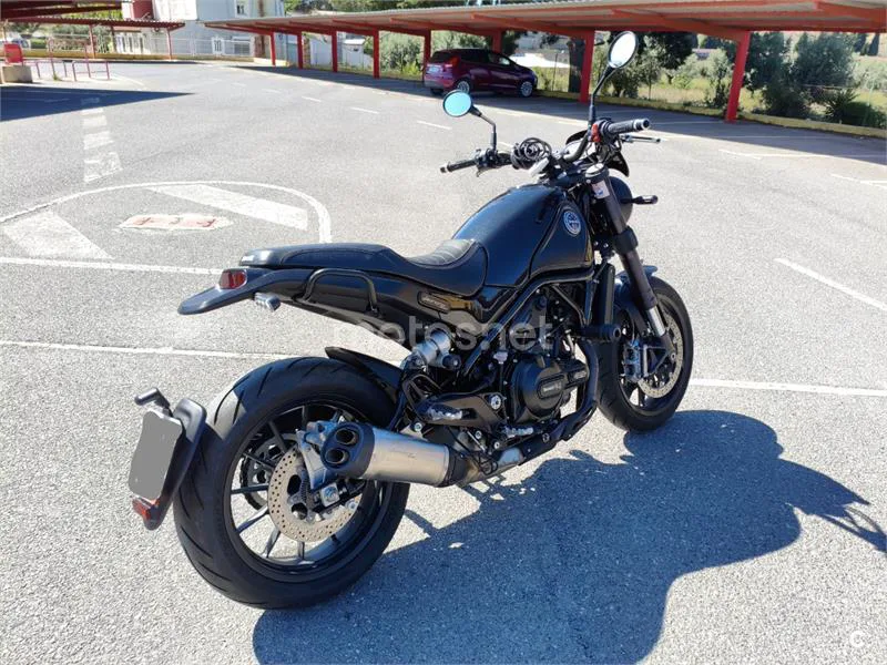 Benelli Leoncino 500 – Vista 4