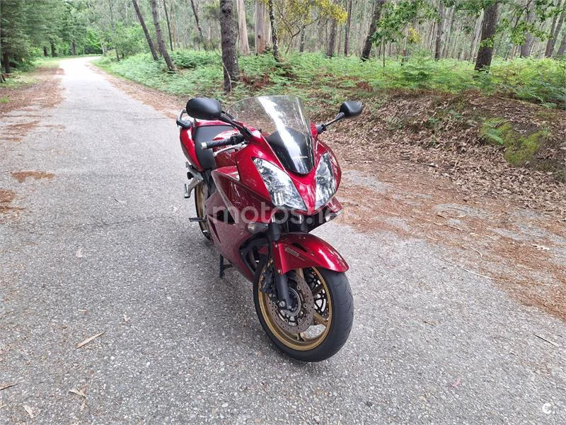 Honda VFR 800 F – Vista 6