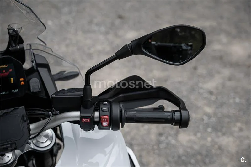 BMW F 850 – Vista 8