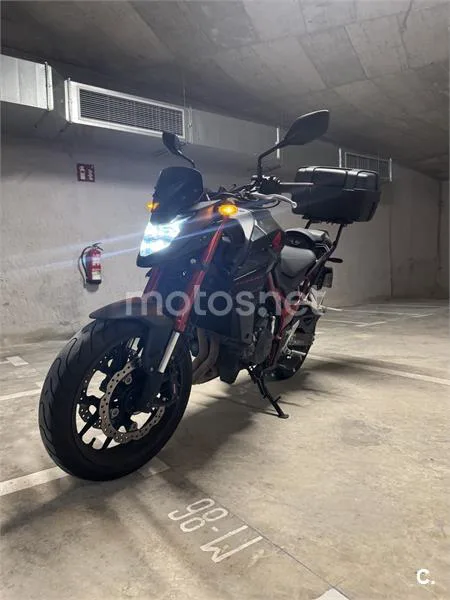 Honda CB 750 – Vista 3