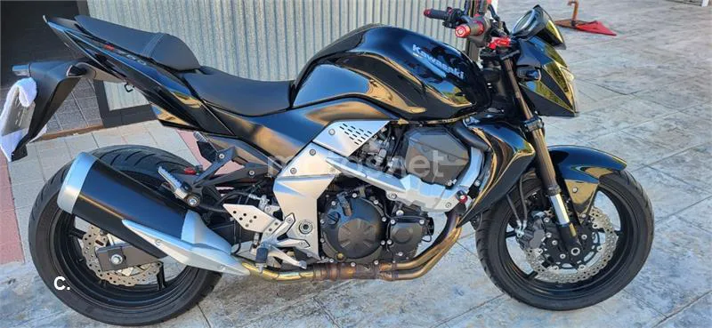 Kawasaki Z750 – Vista 6
