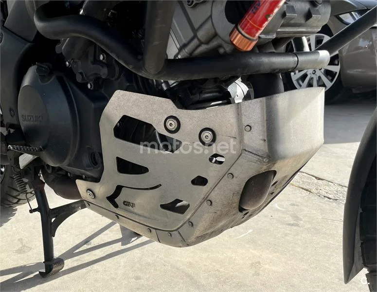 Suzuki V-Strom 1000 – Vista 3