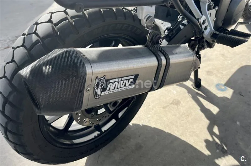 Suzuki V-Strom 1000 – Vista 4