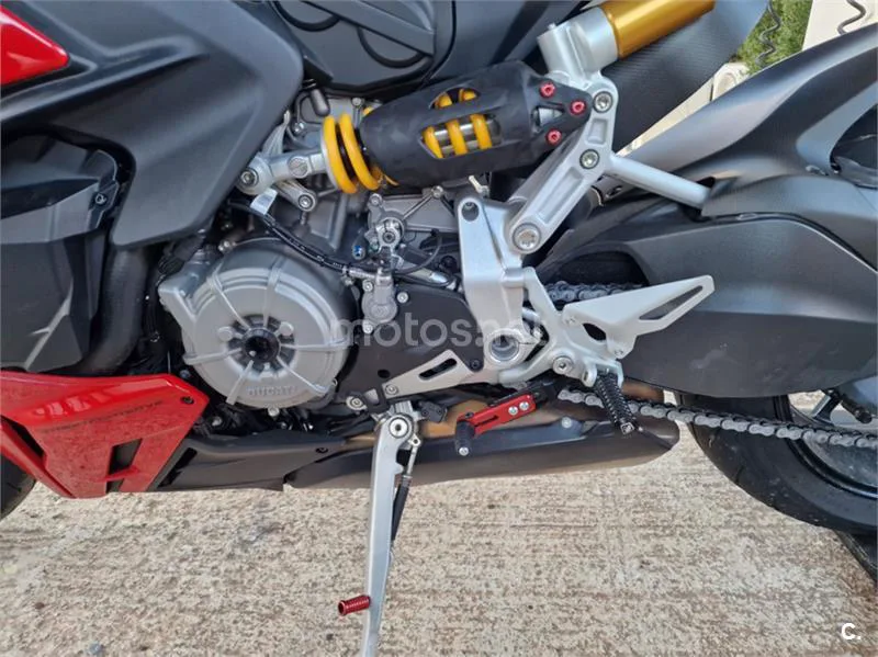 Ducati Streetfighter V2 – Vista 4