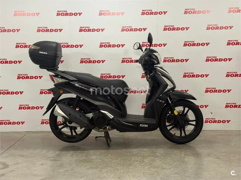 SYM Symphony ST 200i 1490 € 2016 Barcelona - 2