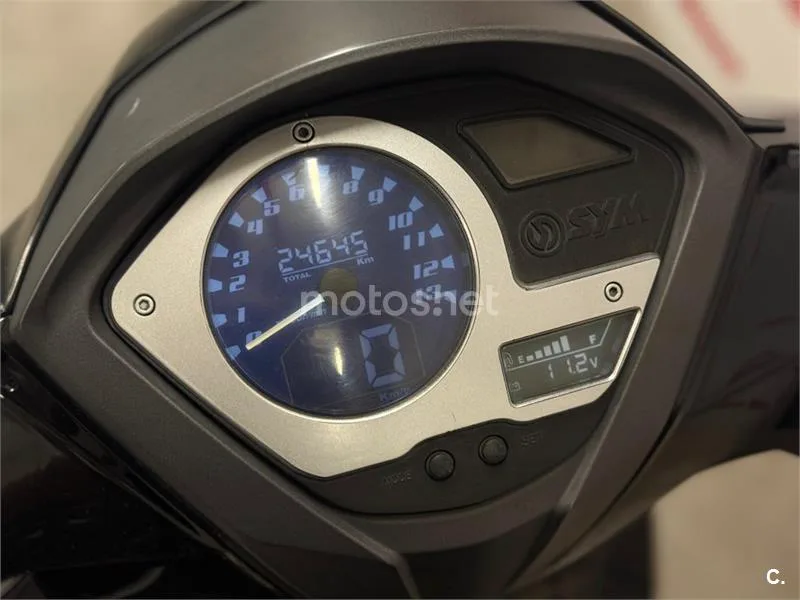 SYM Symphony ST 200i – Vista 6