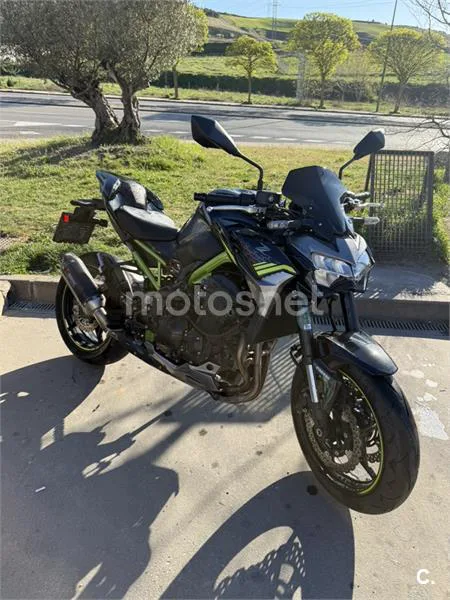 Kawasaki Z900 – Vista 6