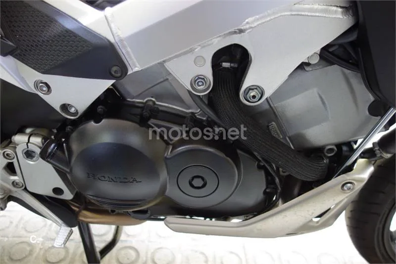 Honda VFR 800 X Crossrunner – Vista 18