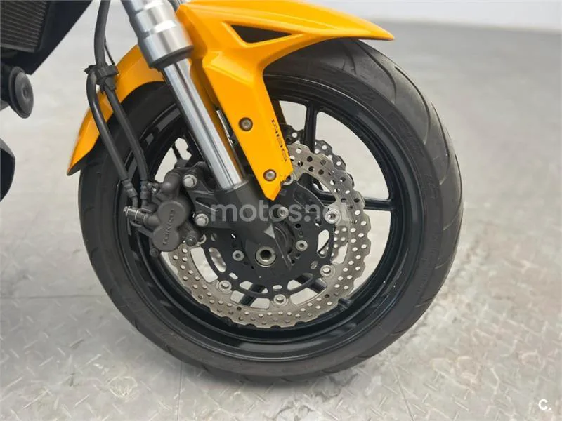 Kawasaki Versys 650 – Vista 11