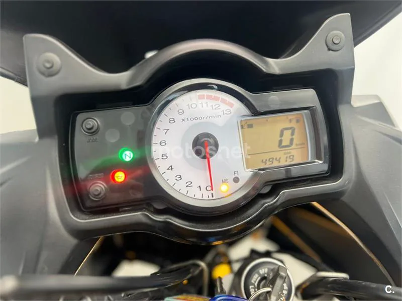 Kawasaki Versys 650 – Vista 13