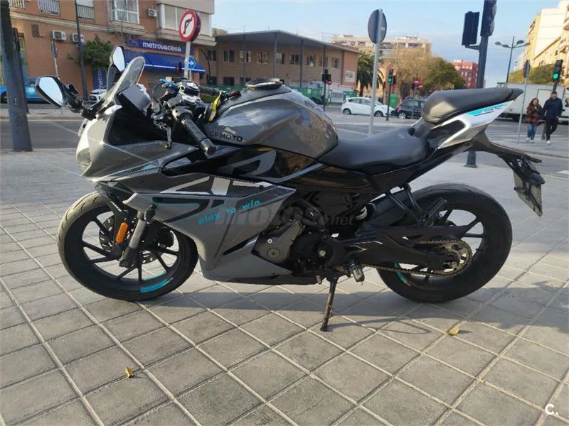 CFMOTO 300 SR – Vista 3