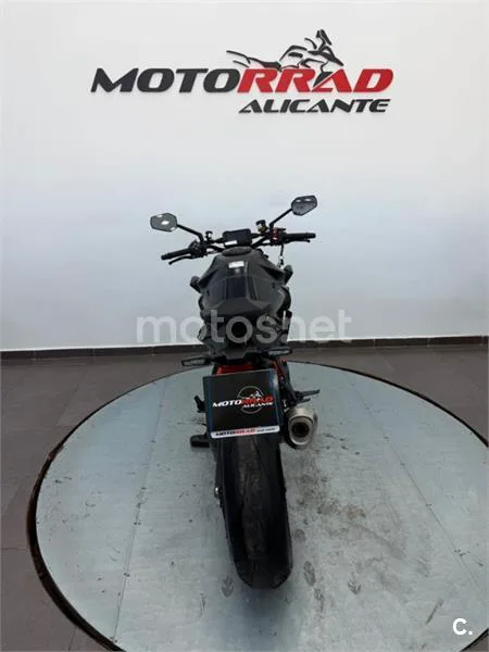 KTM 1390 Super Duke R – Vista 4