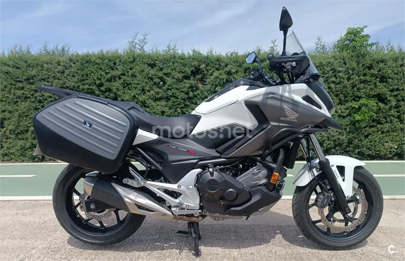 Honda NC 750 X – Vista 7
