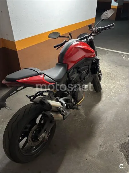 Ducati Monster – Vista 5