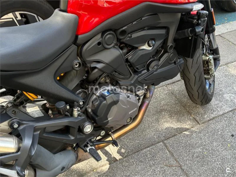 Ducati Monster - Vista 7