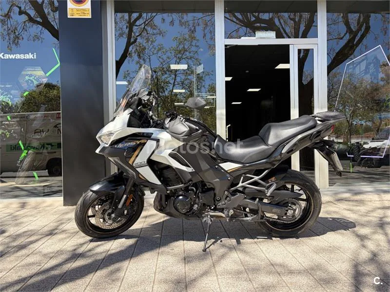 Kawasaki Versys 1100 – Vista 3