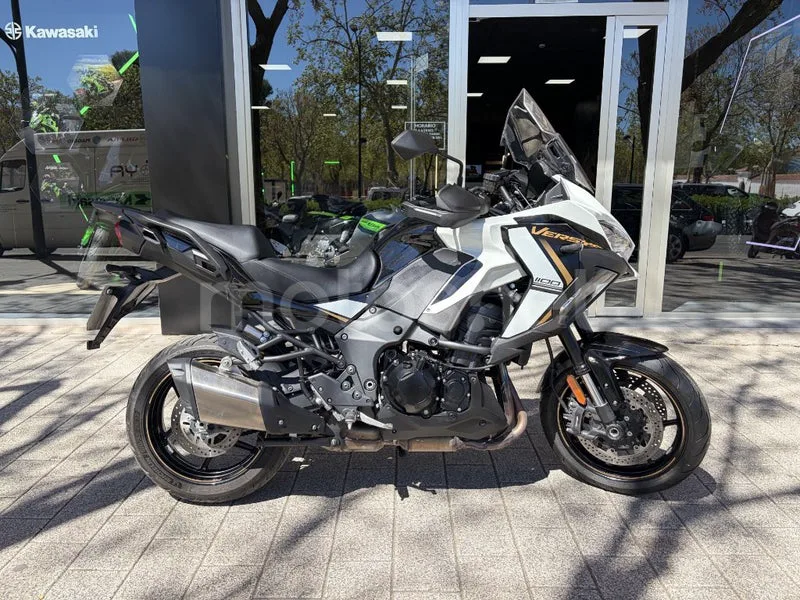 Kawasaki Versys 1100 – Vista 5