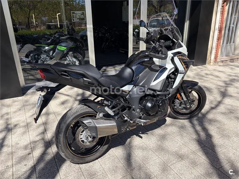 Kawasaki Versys 1100 – Vista 7