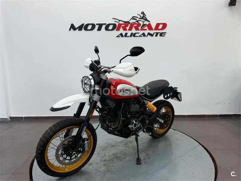 Ducati Scrambler – Vista 15