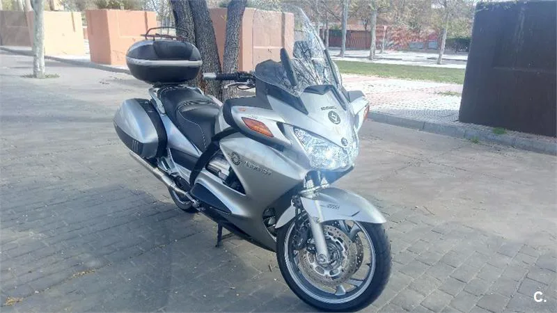 Honda Pan-European ST 1300 – Vista 3