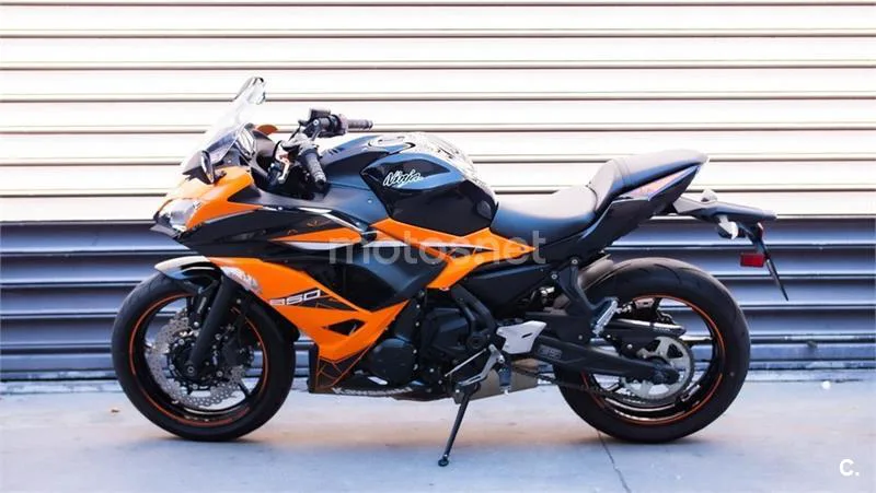Kawasaki Ninja 650 – Vista 13